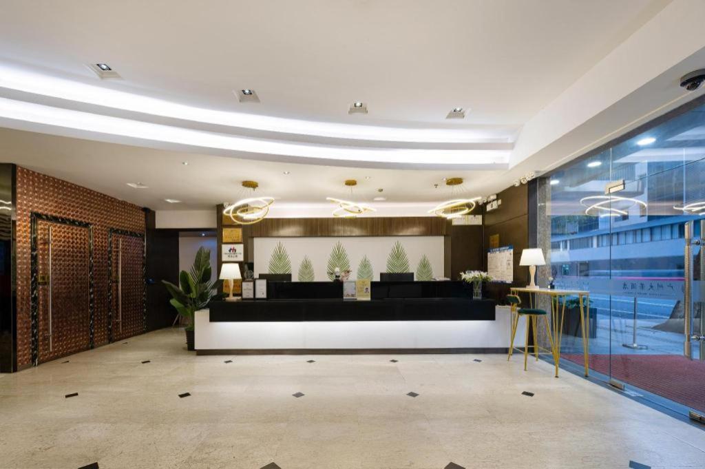 Wings Hotel Guangzhou Bagian luar foto