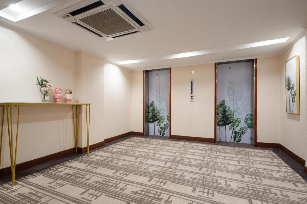 Wings Hotel Guangzhou Bagian luar foto