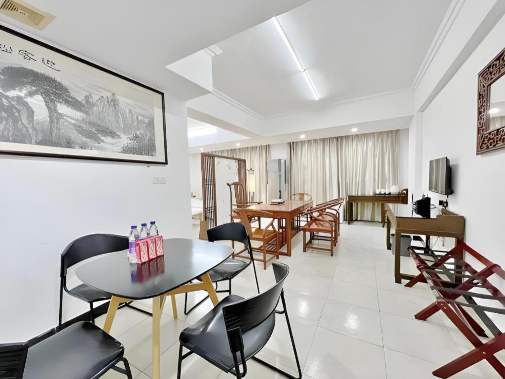 Wings Hotel Guangzhou Bagian luar foto